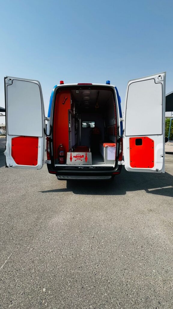 Mercedes Sprinter 417 CDI Ambulance – Premium Care on Wheels | Rescueride