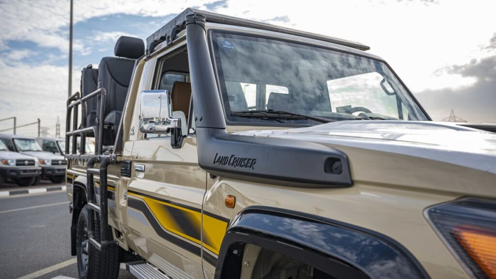 Toyota Safari Truck 4.2D MT Mid-Window | Rescueride