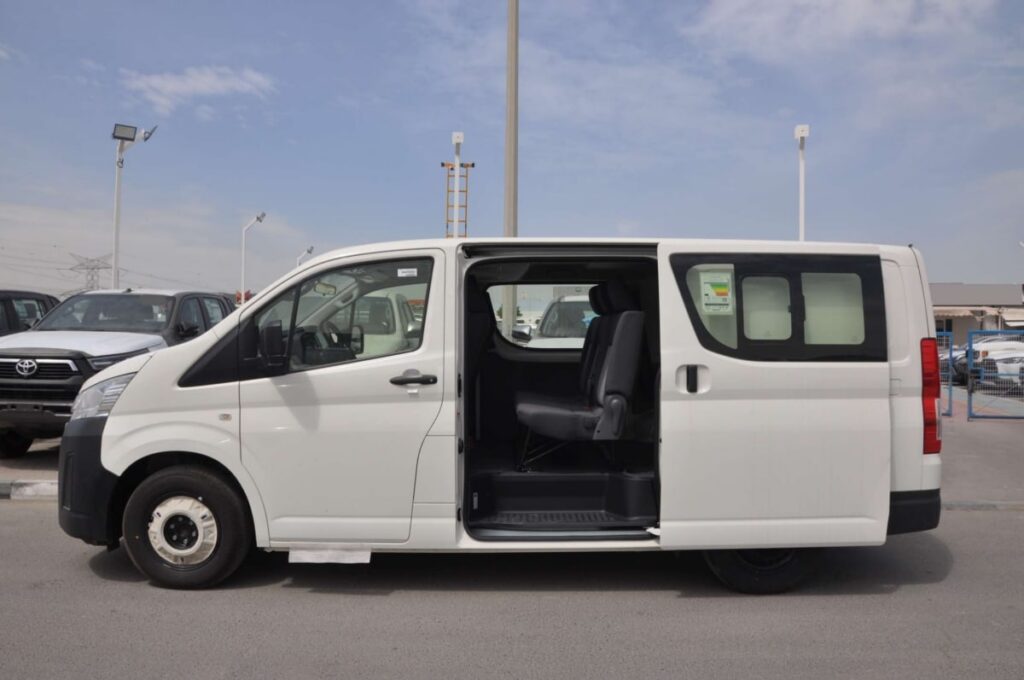 Toyota Hiace Standard Roof (3.5L Petrol) – Fast, Compact & Reliable Urban Ambulance Platform | Rescueride