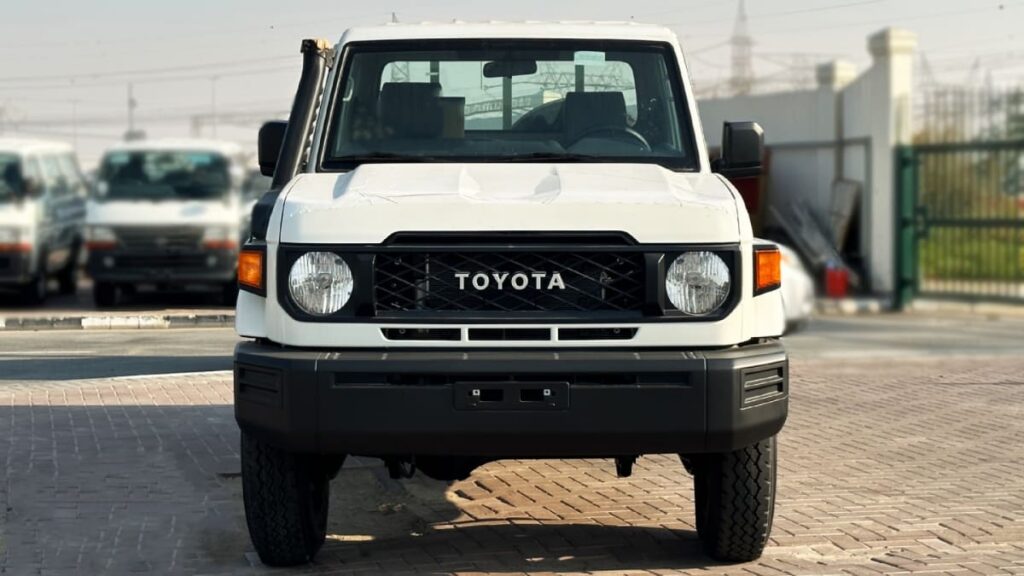 Toyota Land Cruiser 79 Series 4.2L Diesel – The World’s Toughest Workhorse | Rescueride