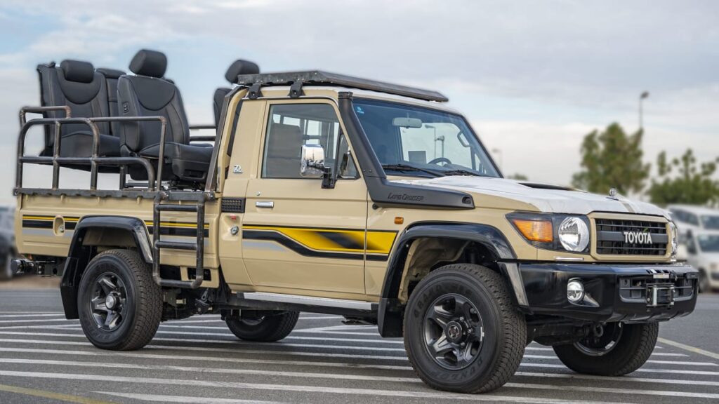 Toyota Safari Truck 4.2D MT Mid-Window | Rescueride