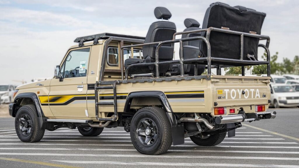 Toyota Safari Truck 4.2D MT Mid-Window | Rescueride